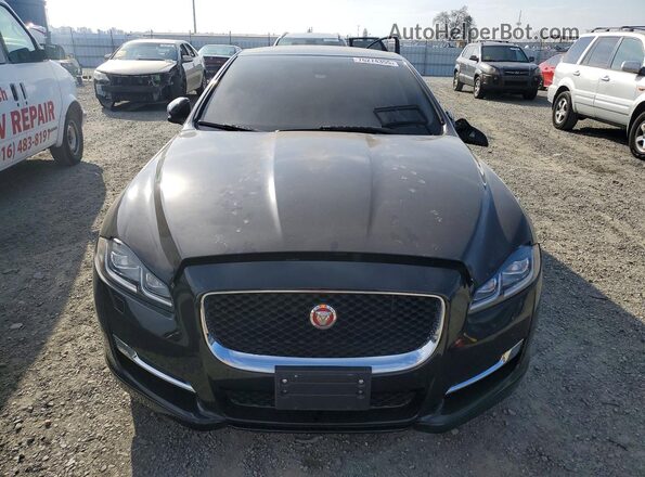SAJWA1C71H8W06895 2017 JAGUAR XJ Black Vista frontal