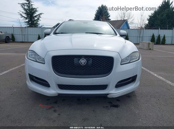 SAJWJ1CD1H8W07406 2017 JAGUAR XJ White Вид задньої частини салону