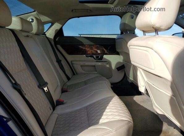 SAJWJ2GD1H8W06076 2017 JAGUAR XJL Синий Вид задних сидений