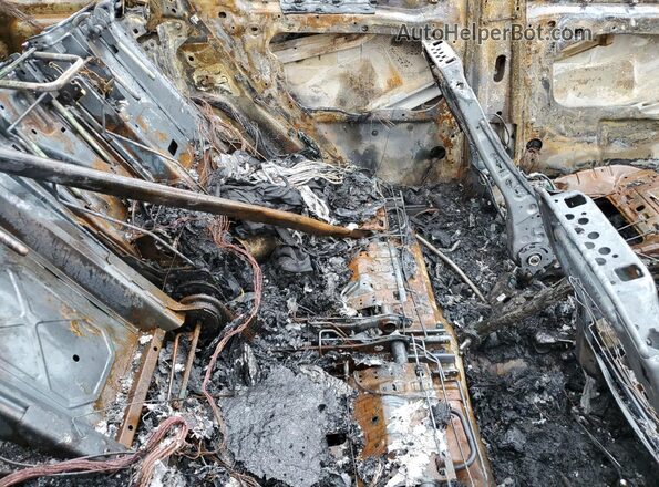 SALCJ2FX8LH833697 2020 LAND ROVER DISCOVERY Burn Սալոնի հետևի տեսք