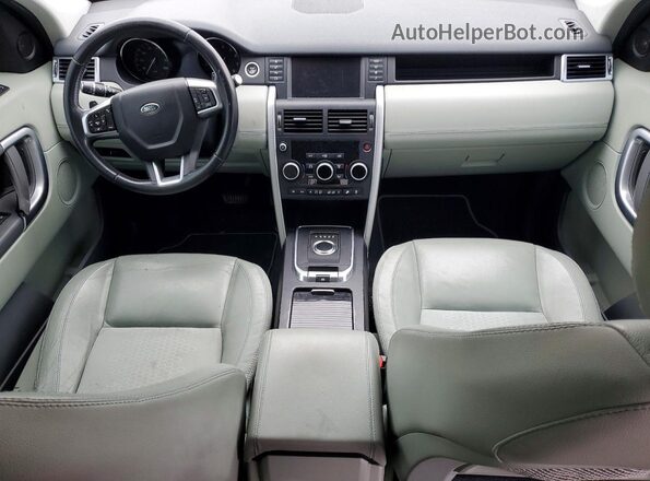 SALCP2BG2GH553641 2016 LAND ROVER DISCOVERY Черный Вид панели приборов