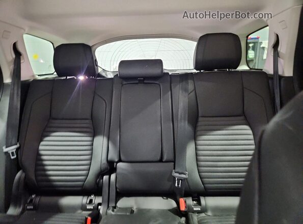 SALCP2FX3MH890003 2021 LAND ROVER DISCOVERY Gray Rear seats view