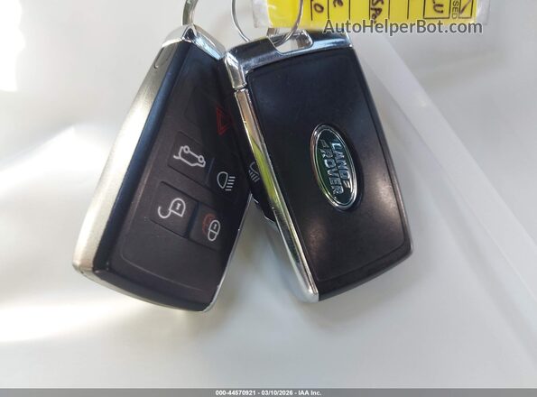 SALCP2FX4PH322220 2023 LAND ROVER DISCOVERY SPORT Белый Вид панели приборов