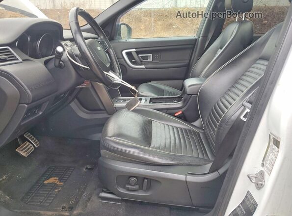 SALCR2SX2JH757583 2018 LAND ROVER DISCOVERY Белый Вид панели приборов
