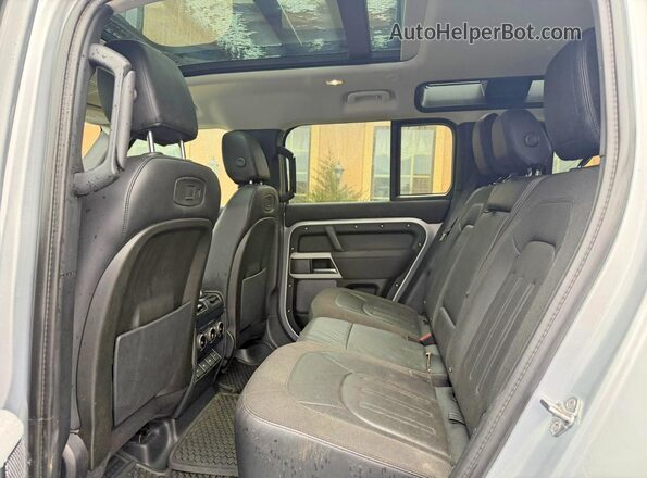 SALE17EUXL2017008 2020 LAND ROVER DEFENDER Silver Widok naklejki z numerem VIN