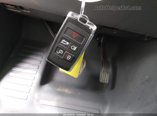 SALE27EU9P2114686 2023 LAND ROVER DEFENDER Серый Вид панели приборов