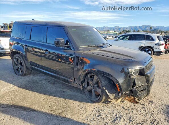 SALEBEEE2R2316267 2024 LAND ROVER DEFENDER Черный Передняя правая четверть