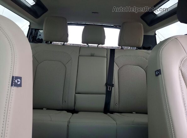 SALEJ6EX9R2334646 2024 LAND ROVER DEFENDER Белый Вид задних сидений