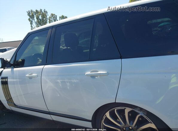 SALGR2FK6HA329325 2017 LAND ROVER RANGE ROVER Белый Вид задней части салона