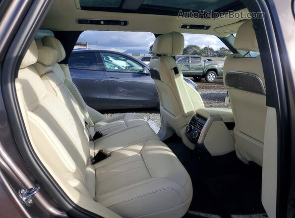 SALK19E93SA259492 2025 LAND ROVER RANGE Серый Вид задней части салона