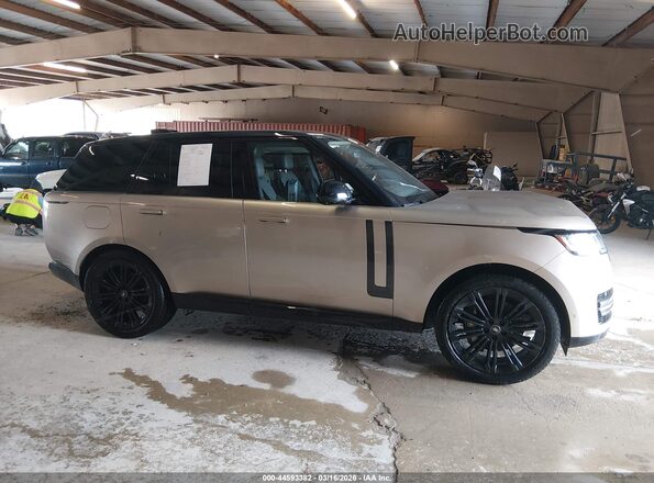 SALKP9FU7RA202966 2024 LAND ROVER RANGE ROVER Gold Widok wnętrza z tyłu