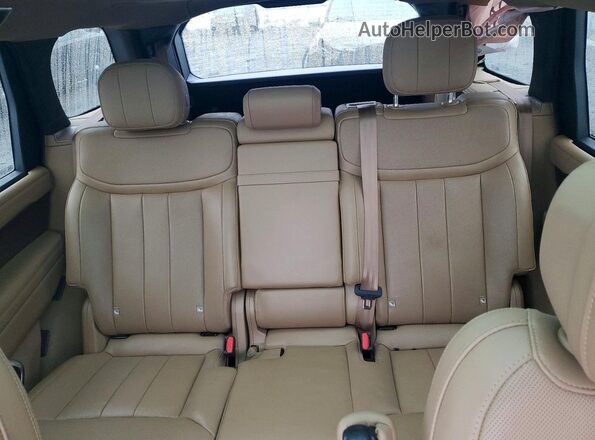 SALKPBFU0SA279644 2025 LAND ROVER RANGE Green Вид задніх сидінь