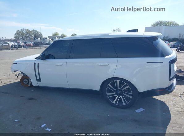 SALKPBFUXPA009134 2023 LAND ROVER RANGE ROVER White 360 interior view