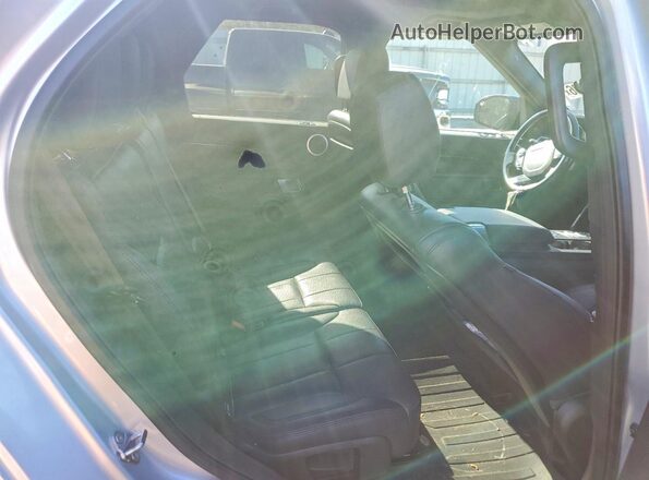 SALRG2RV6JA058809 2018 LAND ROVER DISCOVERY Серебряный Вид задней части салона