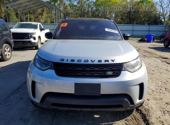 SALRG2RV6JA058809 2018 LAND ROVER DISCOVERY Серебряный Вид спереди