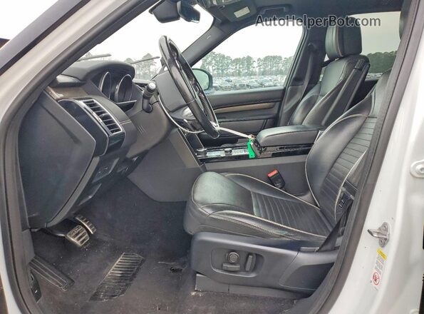SALRHBBV2HA044908 2017 LAND ROVER DISCOVERY White Вид панелі приладів