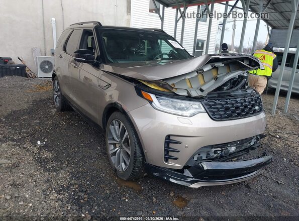 SALRL2EX6R2491992 2024 LAND ROVER DISCOVERY Желто-коричневый Передняя правая четверть