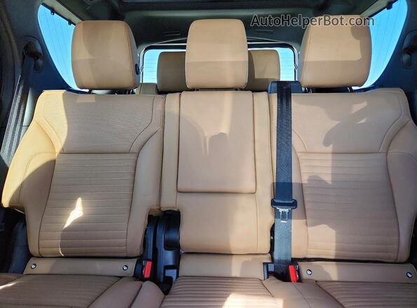 SALRL4EU5S2509065 2025 LAND ROVER DISCOVERY Tan Widok tylnych siedzeń