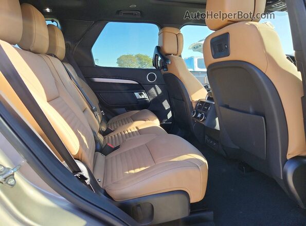 SALRL4EU5S2509065 2025 LAND ROVER DISCOVERY Tan Widok wnętrza z tyłu