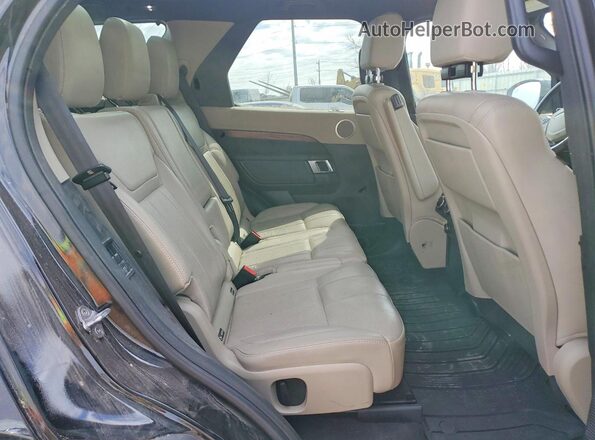 SALRR2RVXJA059052 2018 LAND ROVER DISCOVERY Черный Вид задней части салона
