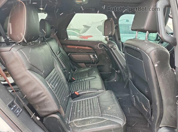 SALRT2RV7JA051654 2018 LAND ROVER DISCOVERY Белый Вид задней части салона