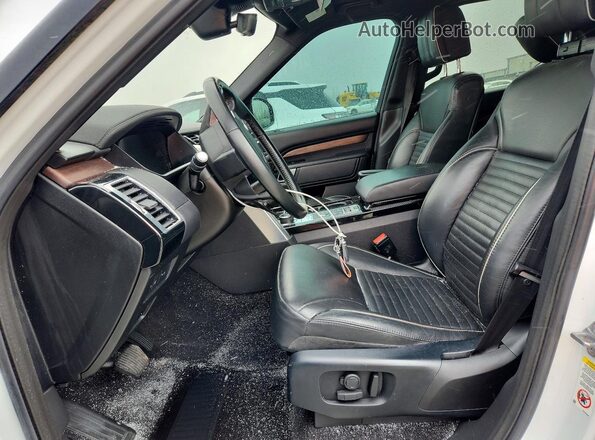 SALRT2RV7JA051654 2018 LAND ROVER DISCOVERY Белый Вид салона спереди