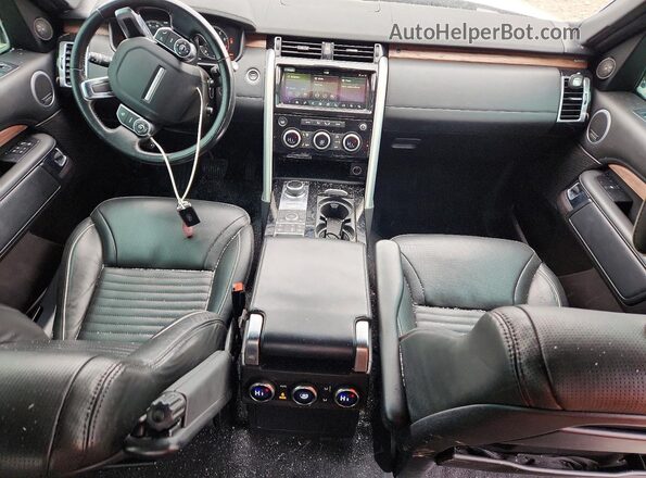 SALRT2RV7JA051654 2018 LAND ROVER DISCOVERY Белый Вид панели приборов