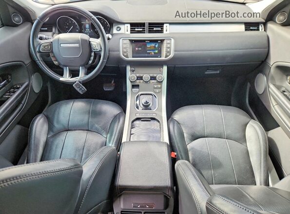 SALVP2BG1HH235682 2017 LAND ROVER RANGE Silver Widok deski rozdzielczej
