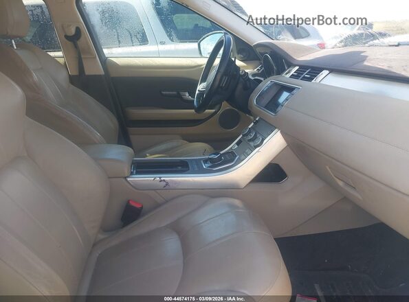 SALVP2BG4HH188034 2017 LAND ROVER RANGE ROVER EVOQUE Белый Вид салона спереди