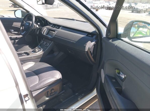 SALVP2RX8KH329104 2019 LAND ROVER RANGE ROVER EVOQUE Белый Вид салона спереди