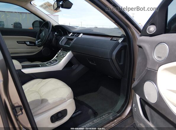 SALVR2BG2GH148804 2016 LAND ROVER RANGE ROVER EVOQUE Brown Widok wnętrza z przodu