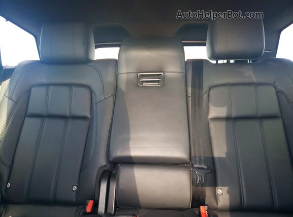 SALWG2RK9KA426944 2019 LAND ROVER RANGE Серебряный Вид задних сидений