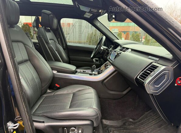 SALWV2SV4KA420589 2019 LAND ROVER RANGE Black Widok zestawu wskaźników