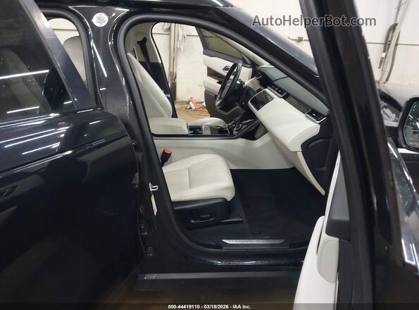 SALYB2FV7KA212427 2019 LAND ROVER RANGE ROVER VELAR Black წინა სალონის ხედი