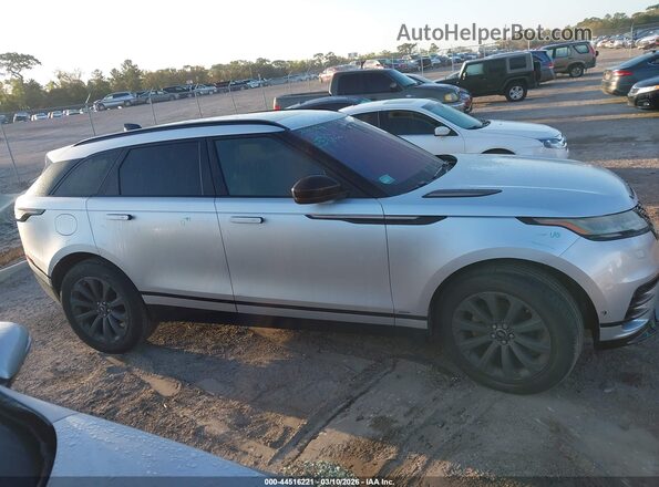 SALYL2RX2JA774969 2018 LAND ROVER RANGE ROVER VELAR Серебряный Вид задней части салона
