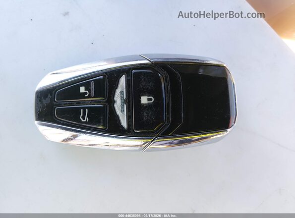 SCFRMHAV7KGR00216 2019 ASTON MARTIN DBS Gray Widok deski rozdzielczej