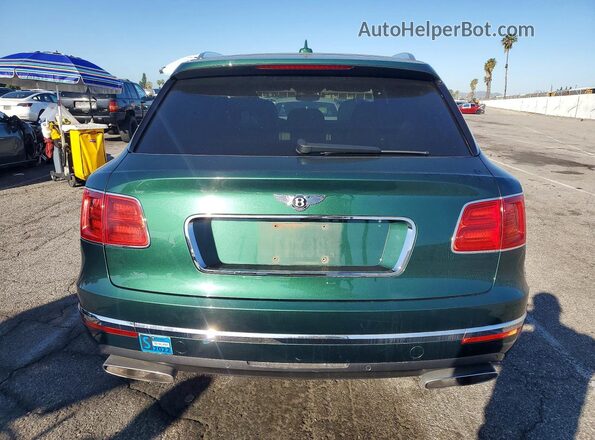 SJAAC2ZV0JC022698 2018 BENTLEY BENTAYGA Green Widok z tyłu