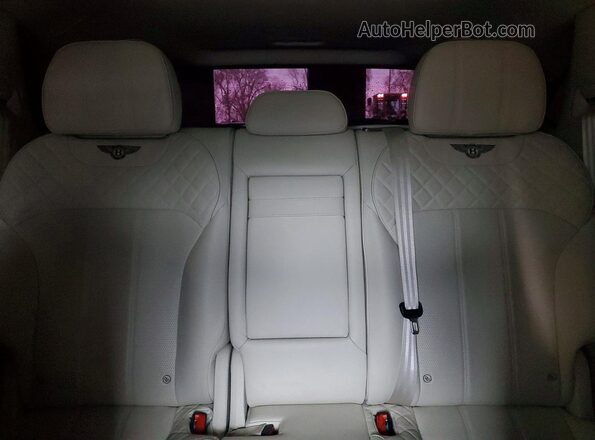 SJAAM2ZV0LC029781 2020 BENTLEY BENTAYGA Черный Вид задних сидений