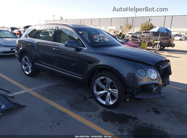SJAAM2ZV3KC025982 2019 BENTLEY BENTAYGA Black Front right