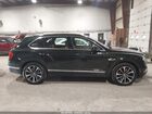 2019 Bentley Bentayga V8 Green vin: SJAAM2ZV7KC025290