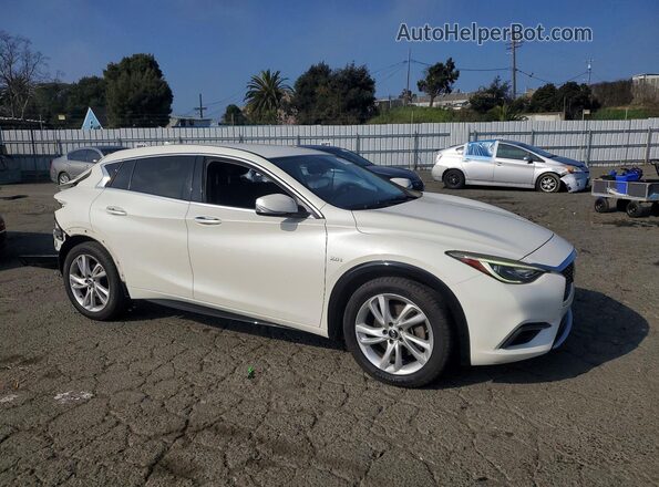 SJKCH5CP5KA010805 2019 INFINITI QX30 White Przód prawy