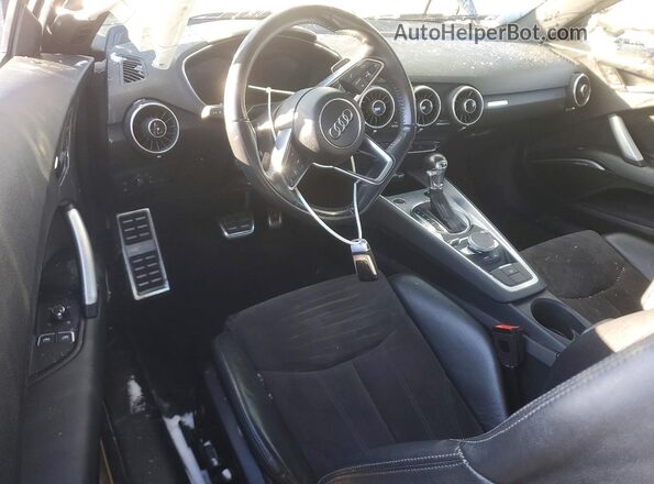 TRUAEAFV8K1005934 2019 AUDI TT Черный Вид панели приборов