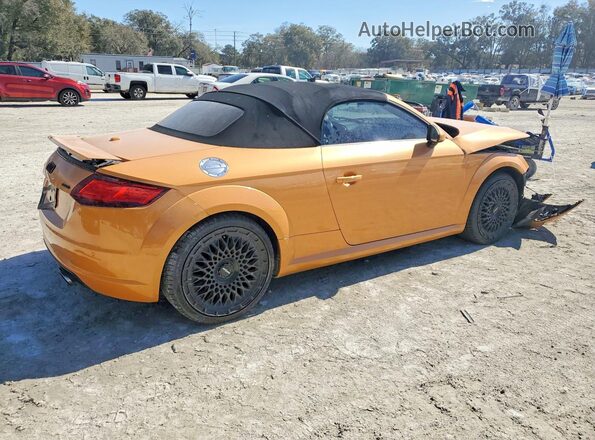 TRUT5CFV5H1001093 2017 AUDI TT Orange Задня права чверть