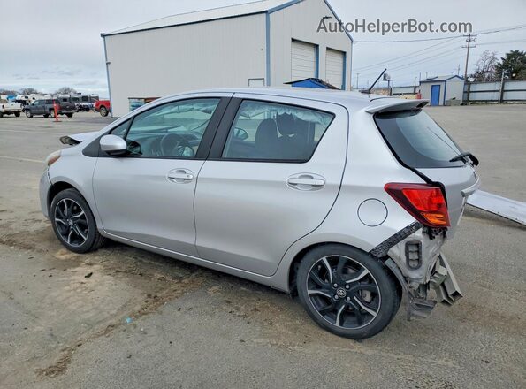 VNKKTUD38GA064097 2016 TOYOTA YARIS Silver Trasero izquierdo