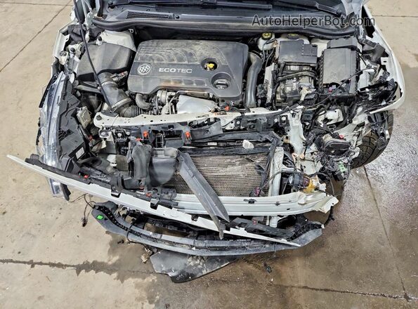 W04WH3N52HG084795 2017 BUICK CASCADA Белый Вид задней части салона