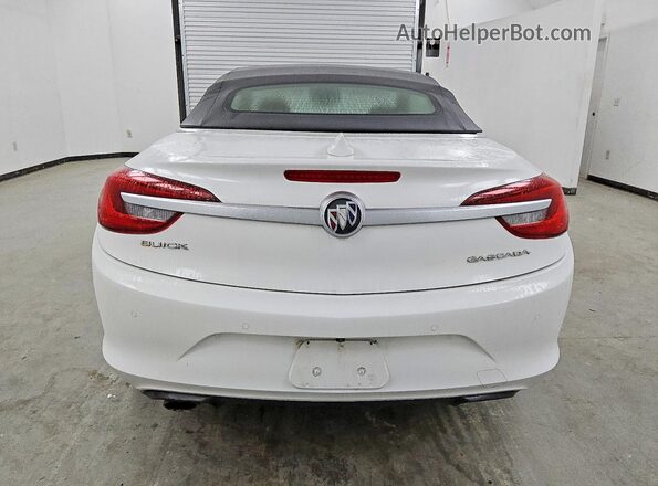 W04WH3N56JG029675 2018 BUICK CASCADA White Vista trasera