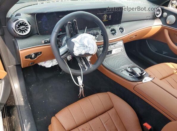 W1K1K5JB9PF207995 2023 MERCEDES-BENZ E Черный Вид панели приборов