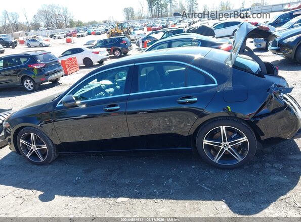 W1K3G4EB0NJ351587 2022 MERCEDES-BENZ A 220 Black Vista interior de 360 grados