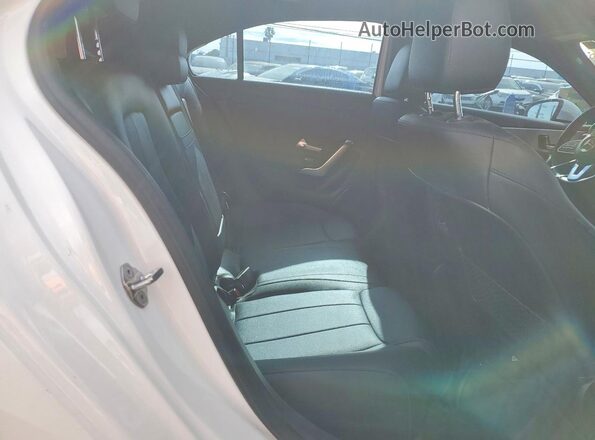 W1K3G4EB1NJ341814 2022 MERCEDES-BENZ A Белый Вид задних сидений