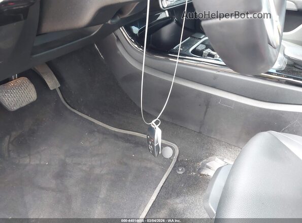 W1K3G4EB2NJ337772 2022 MERCEDES-BENZ A 220 White Widok deski rozdzielczej